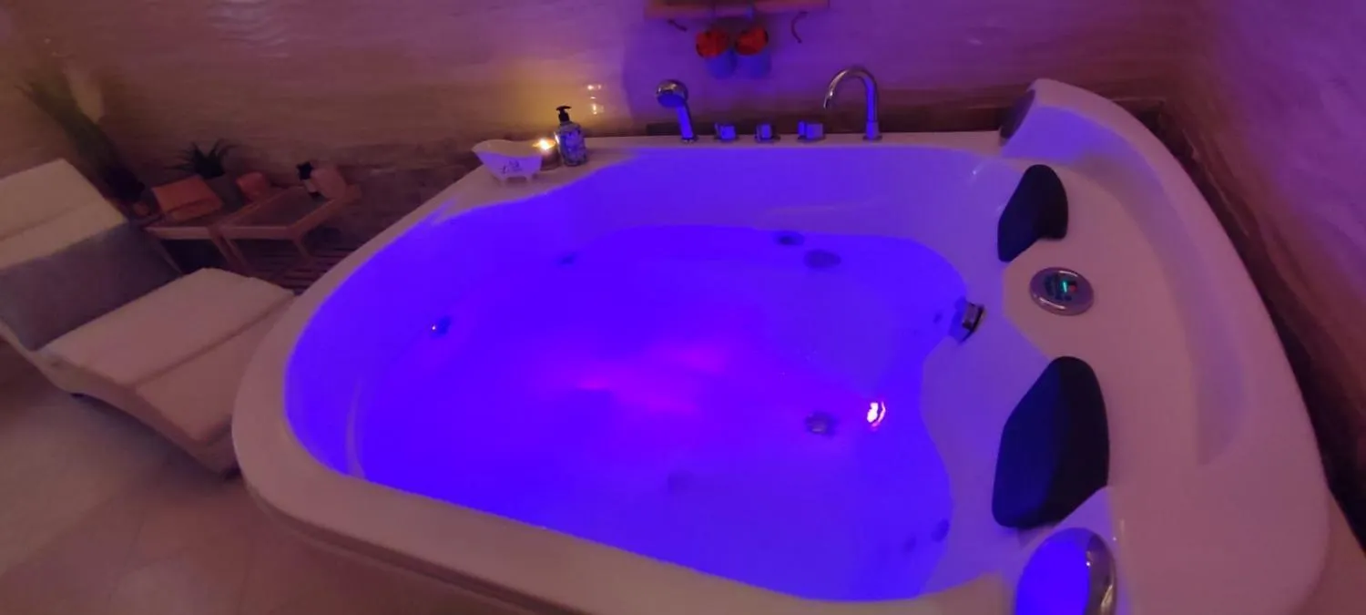 Suite Haven In Venice With Private Spa Apartment